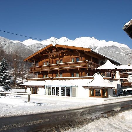 Haus Karin Hotel Solden Exterior photo